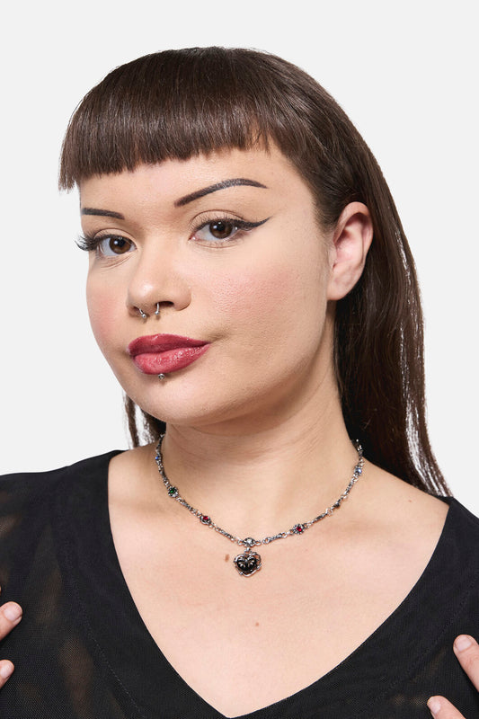 Black Friday - Charming Chained Necklace - silver