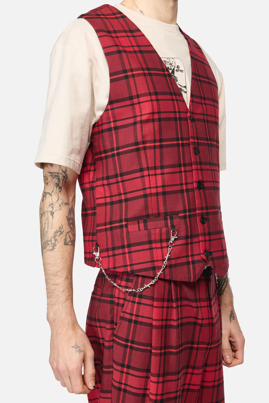 Dangerfield NZ - Over It Tartan Vest - red