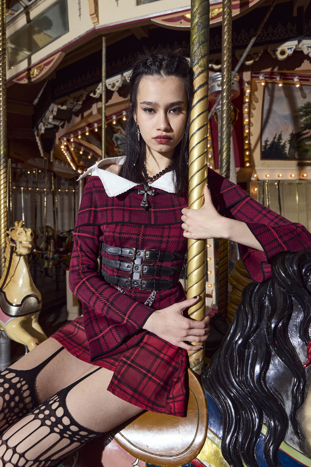 Dangerfield NZ - Over It Tartan Knit Top - red