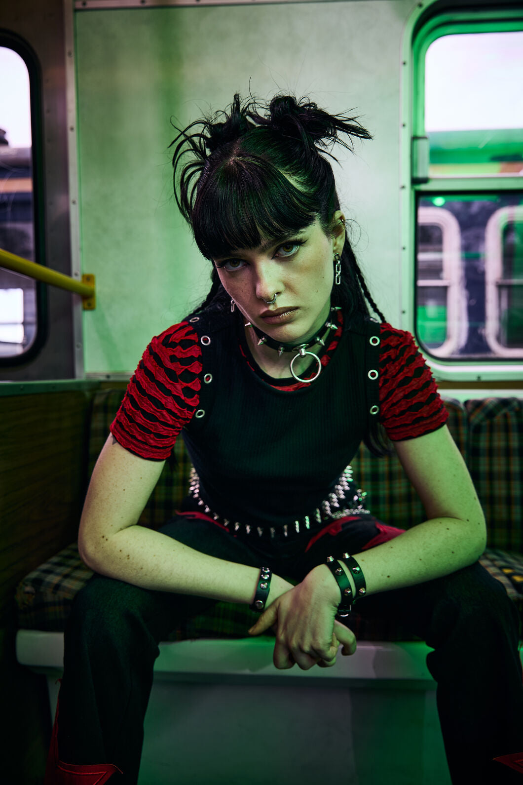 Dangerfield NZ - Dangerous Distressed Mesh Top - red-black