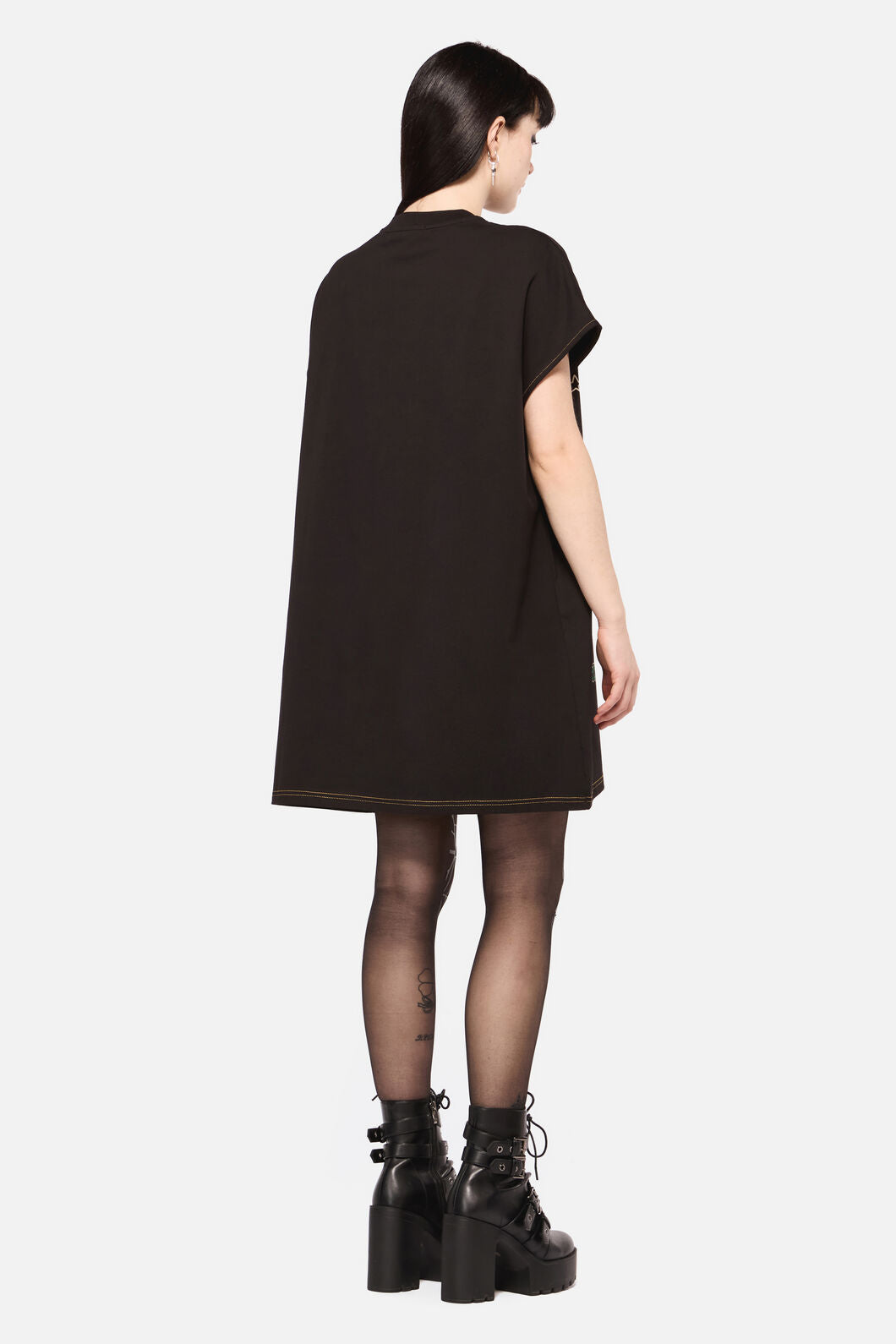 Dangerfield NZ - Lawless Oversized Tee Dress - black