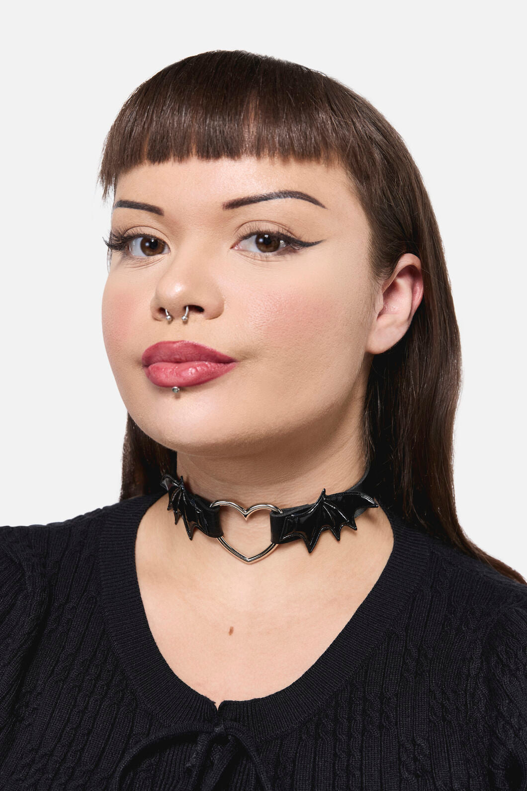 Dangerfield NZ - Bat Wing Choker - black