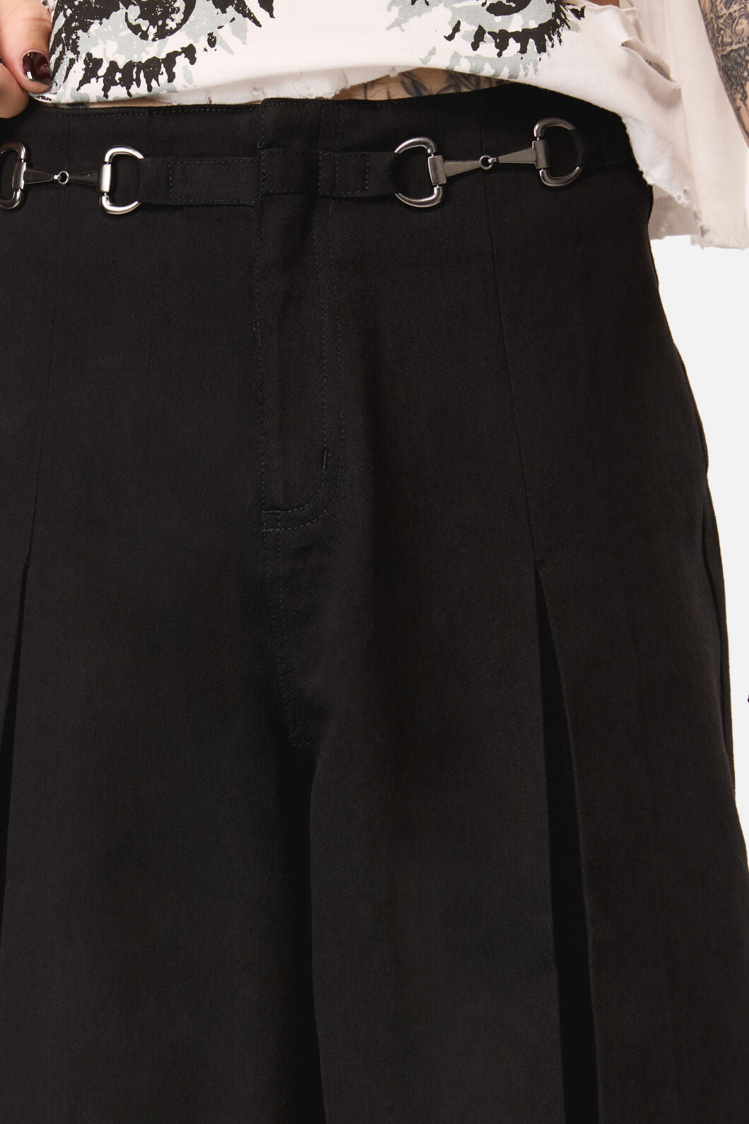 Black Friday - Dystopia Goth Pleat Pant - black