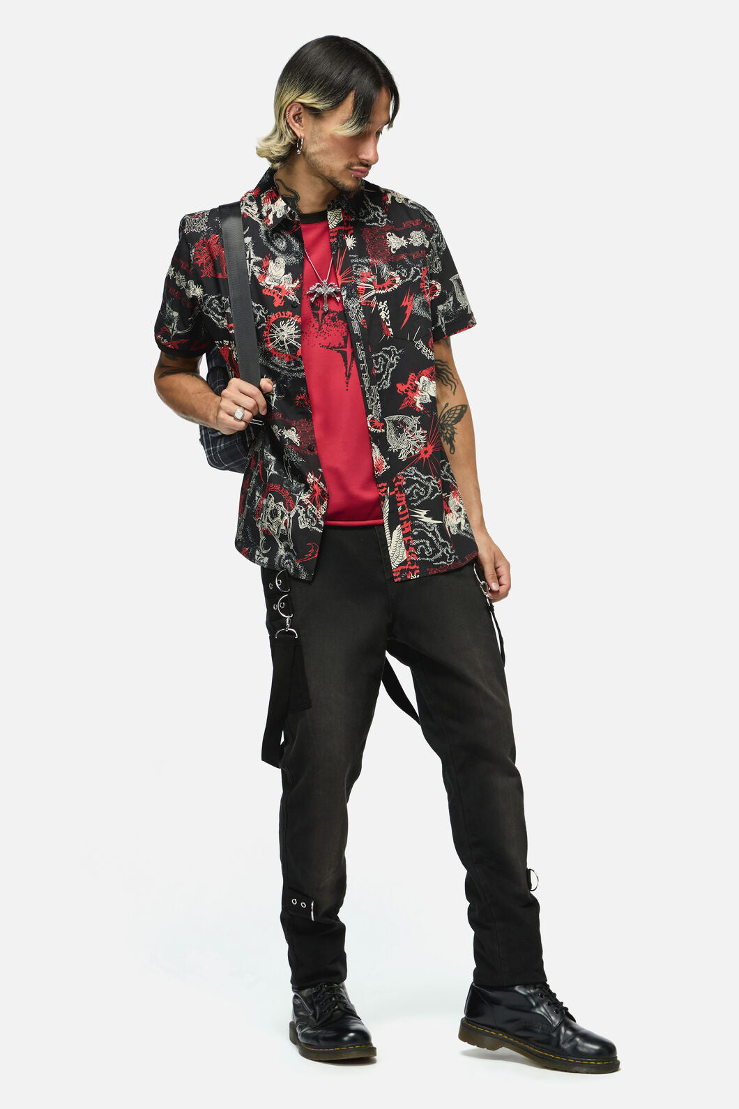 Black Friday - Suffer Unisex Crop Tee - red