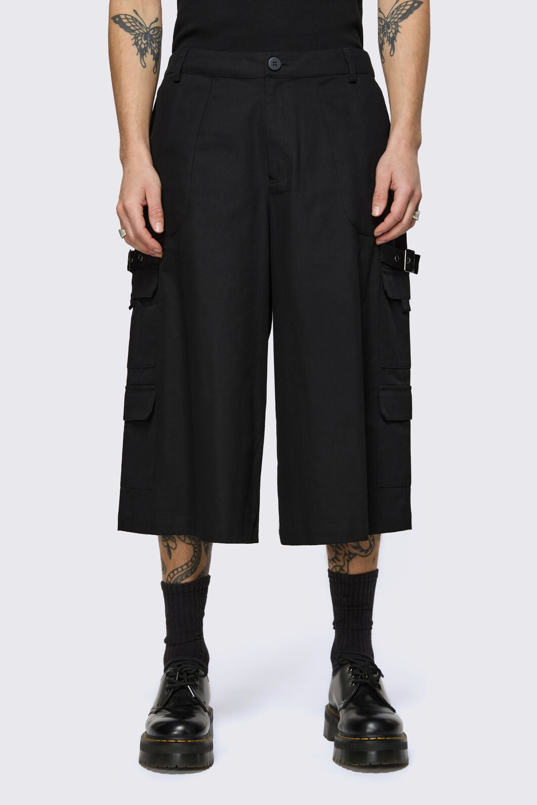 Black Friday - Hot Issue Jorts - black