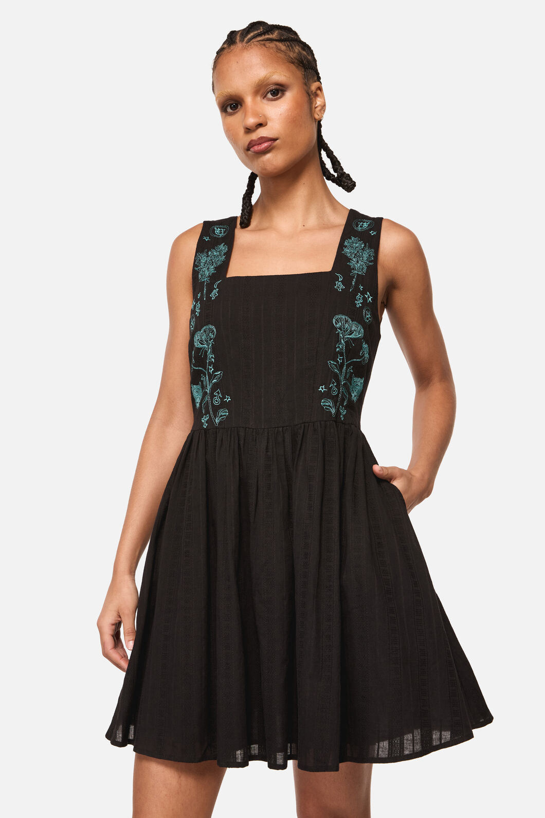 Black Friday - Spellbook Embroidered Pinafore - black