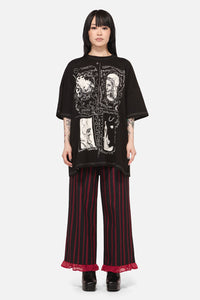 Black Friday - Framed Goth Oversized Tee - black