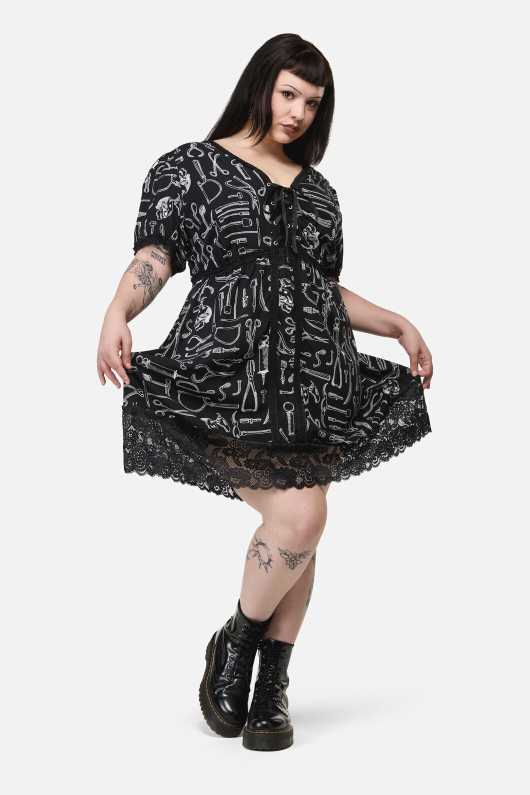 Black Friday - Curve Barbaric Print GothDress - black-white