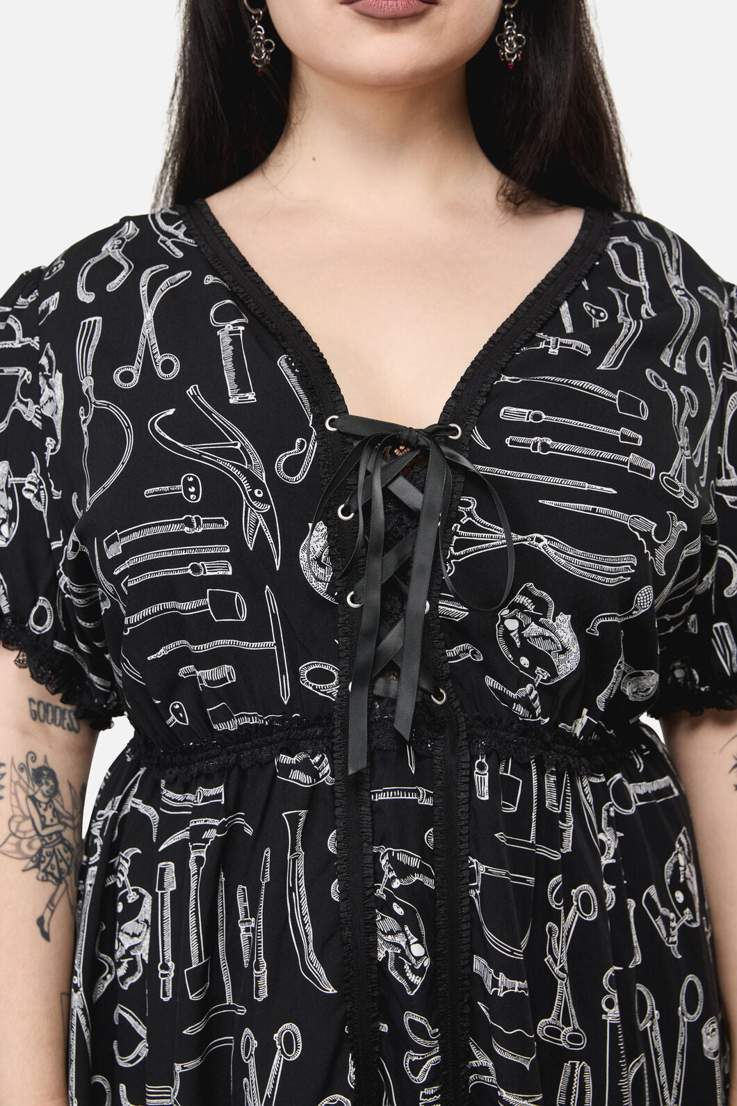 Black Friday - Curve Barbaric Print GothDress - black-white