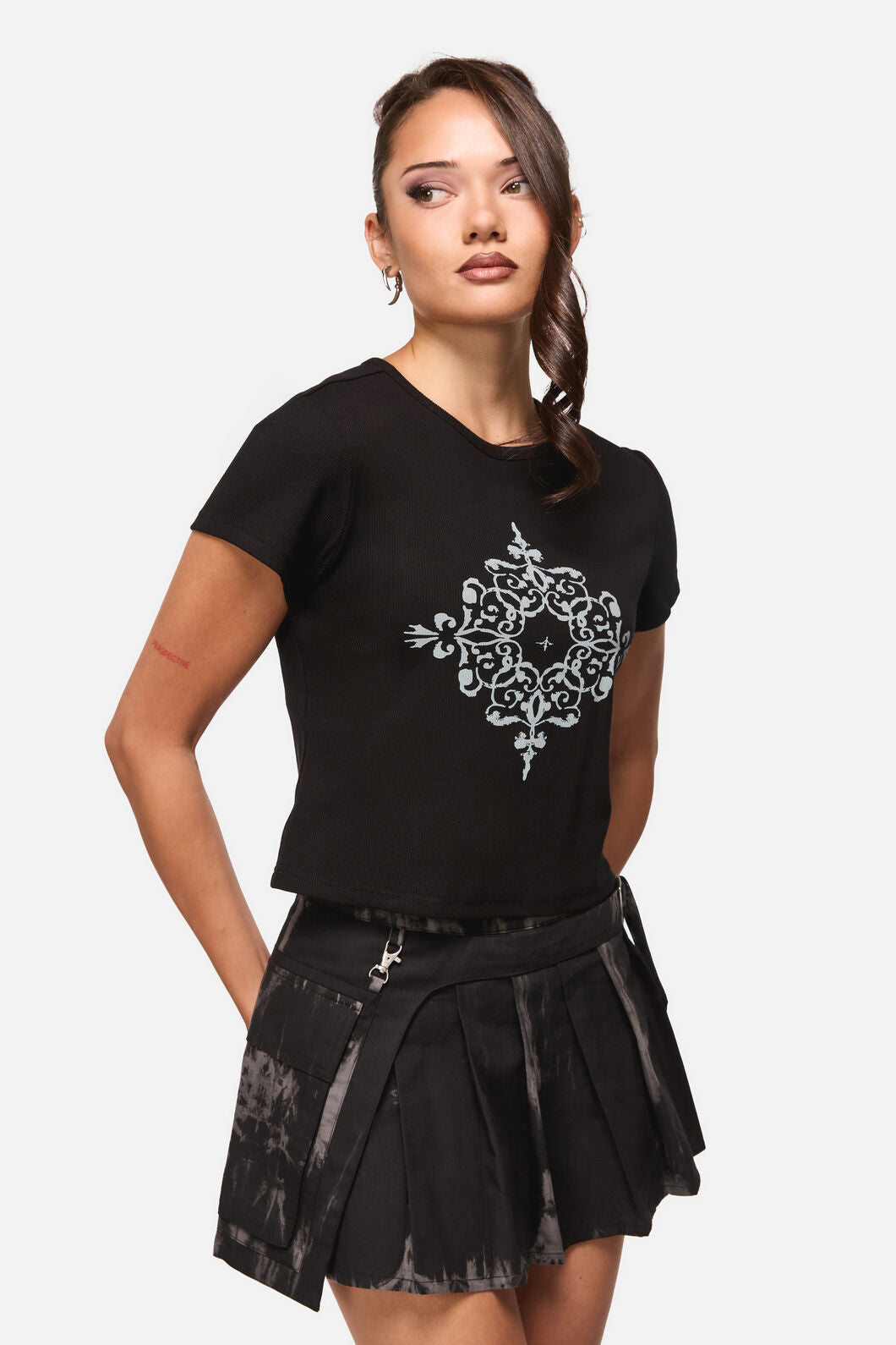 Black Friday - Confessions Ribbed Baby Tee - black