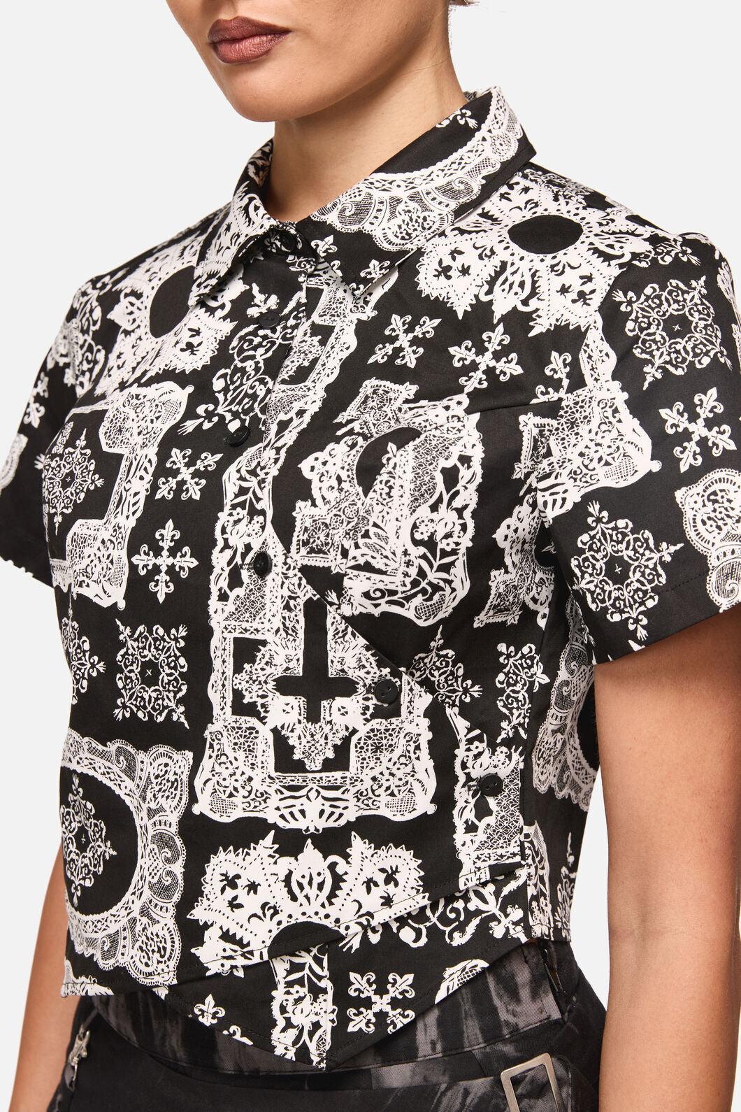 Black Friday - Crossed Blouse - black