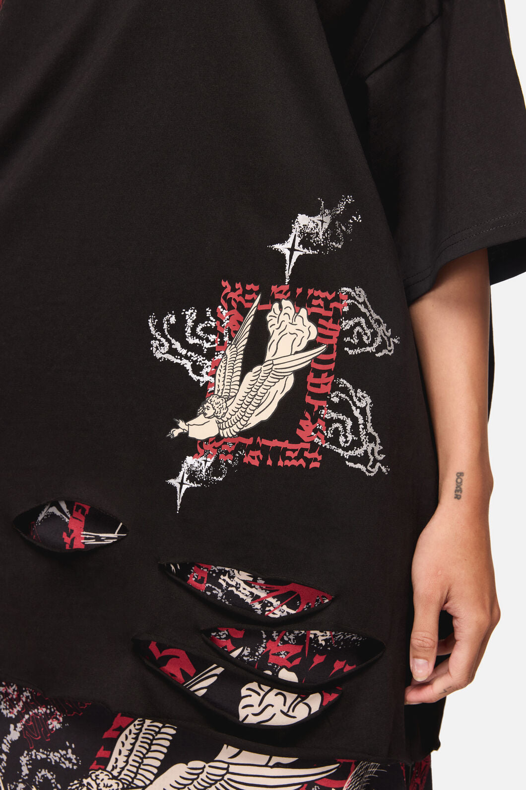 Black Friday - Angelic Distressed Tee - black