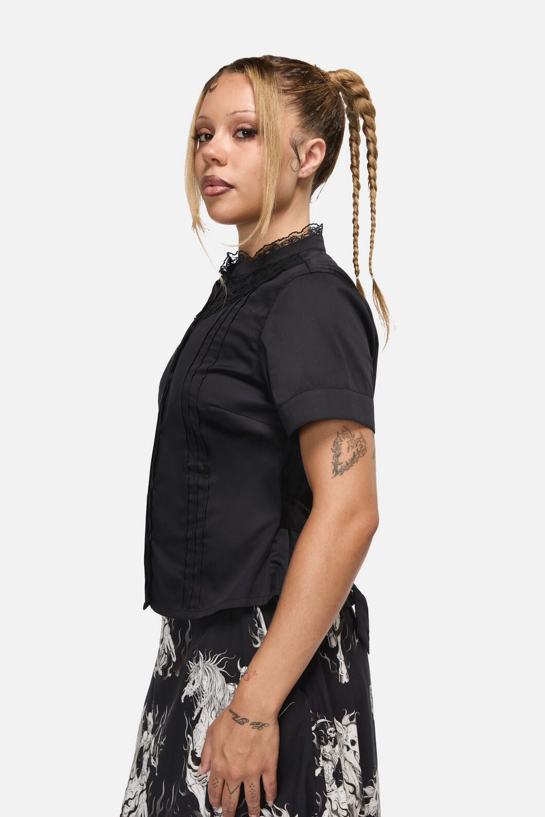 Black Friday - Dystopia Lace Trim Blouse - black