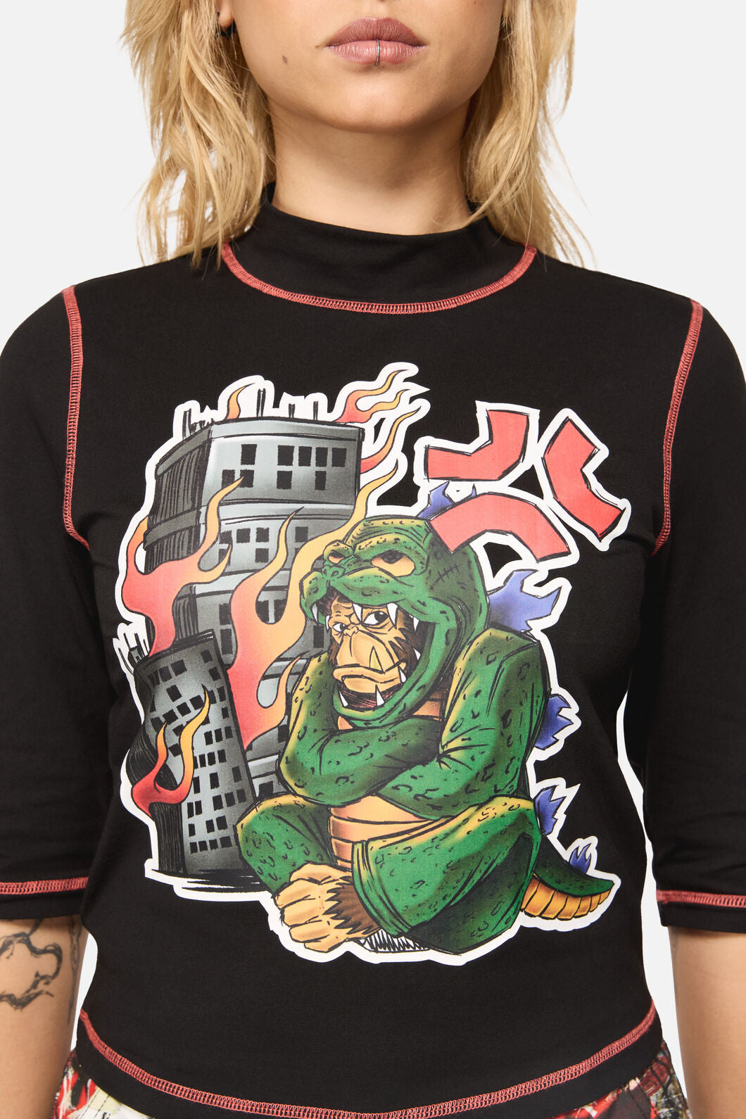Black Friday - Facade Riot Tee - black