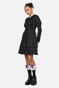 Black Friday - Estate Frill Dress - black