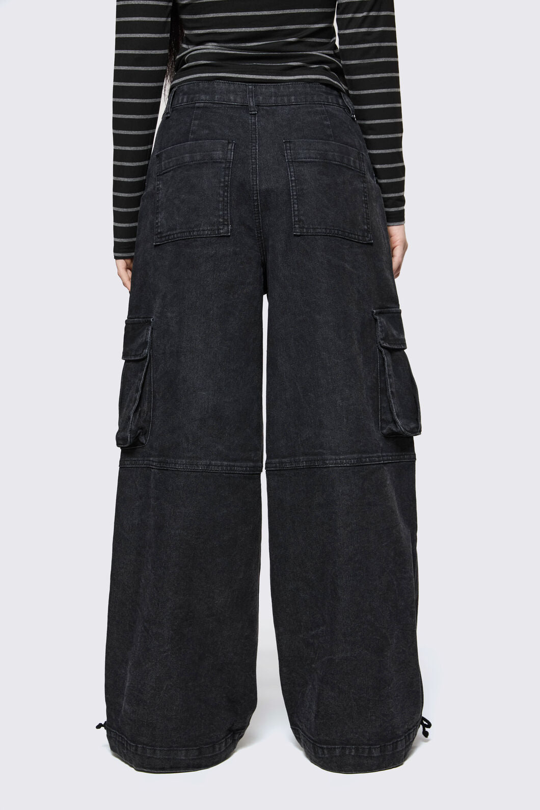 Black Friday - Spray It Goth Jean - black