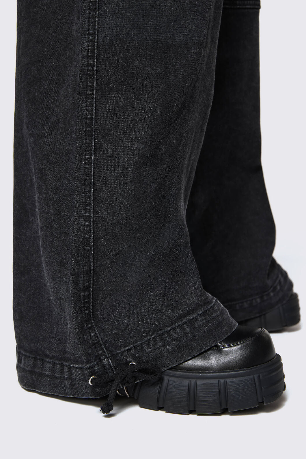 Black Friday - Spray It Goth Jean - black