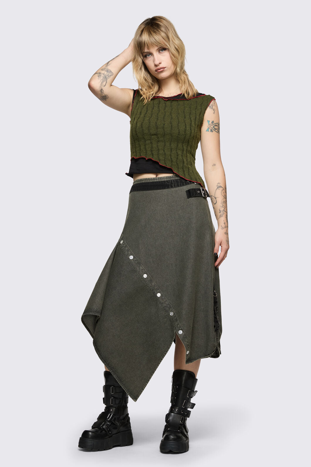 Black Friday - Outbreak Top - black-olive