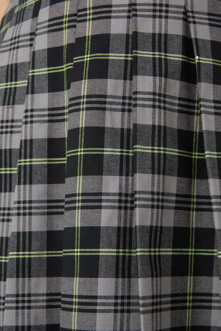 black-green