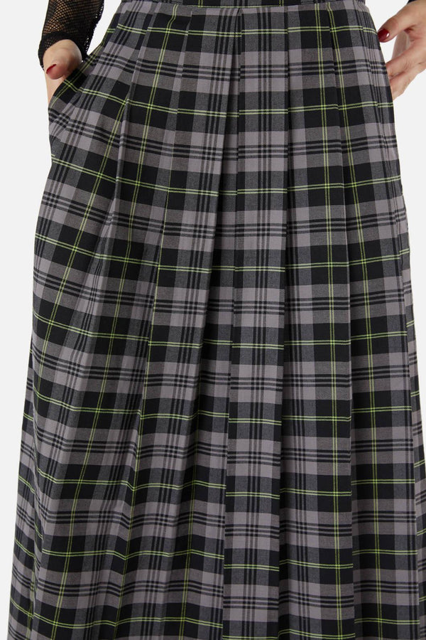 black-green