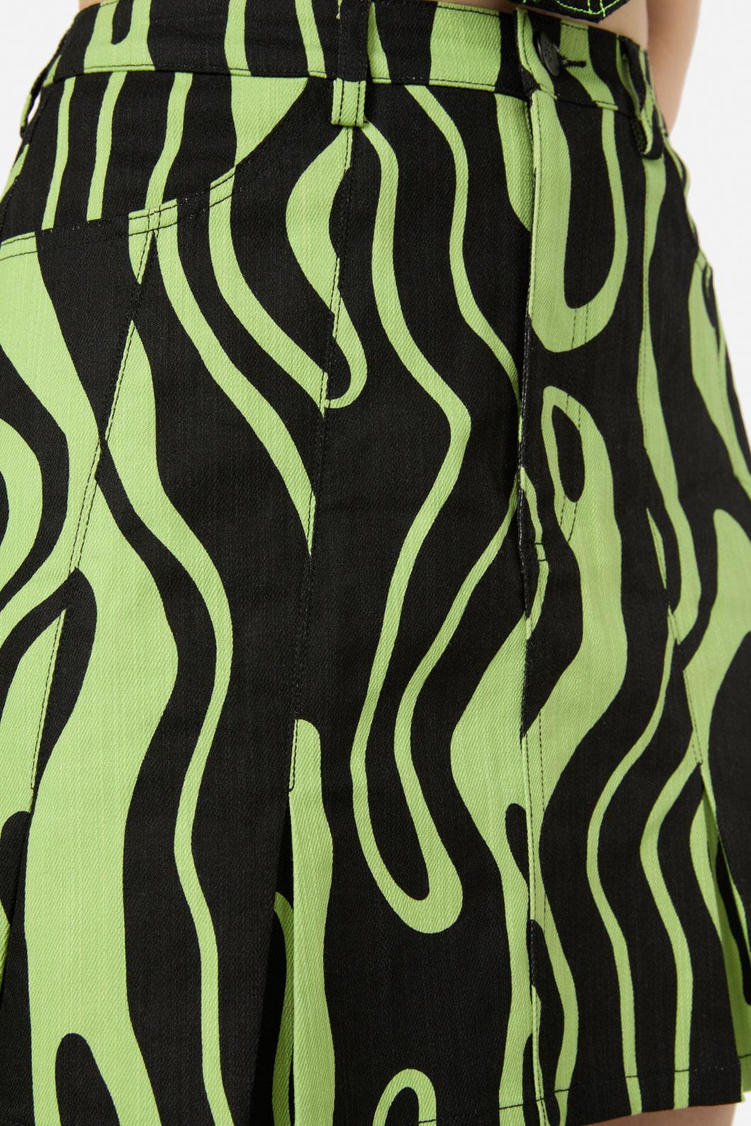 black-green