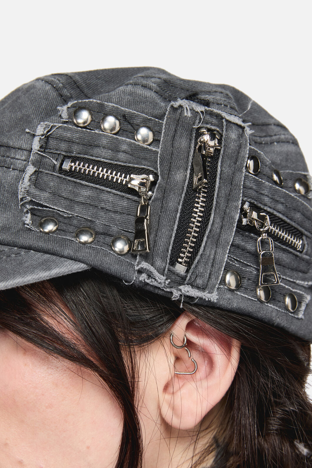 Black Friday - Stud & Zip Cap - dark-grey