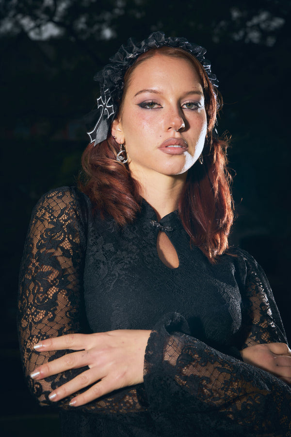 Black Friday - Ruffle Edge Tie Up Headband - black