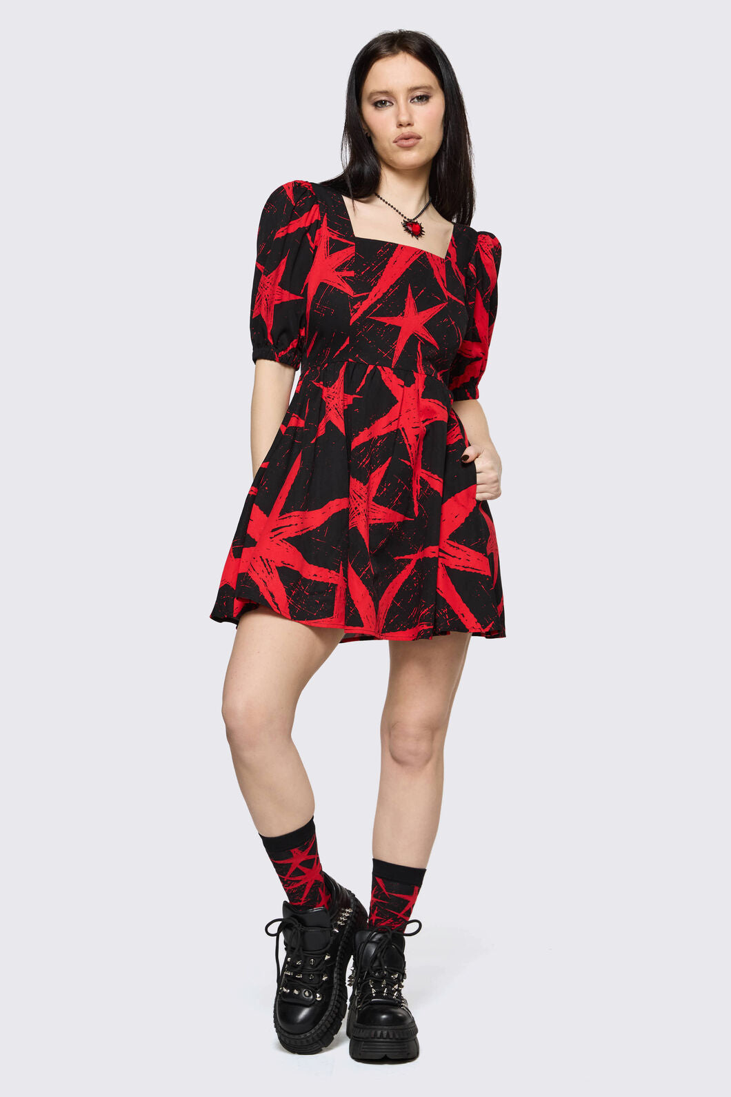 Black Friday - Trad Emo Star Socks - black-red