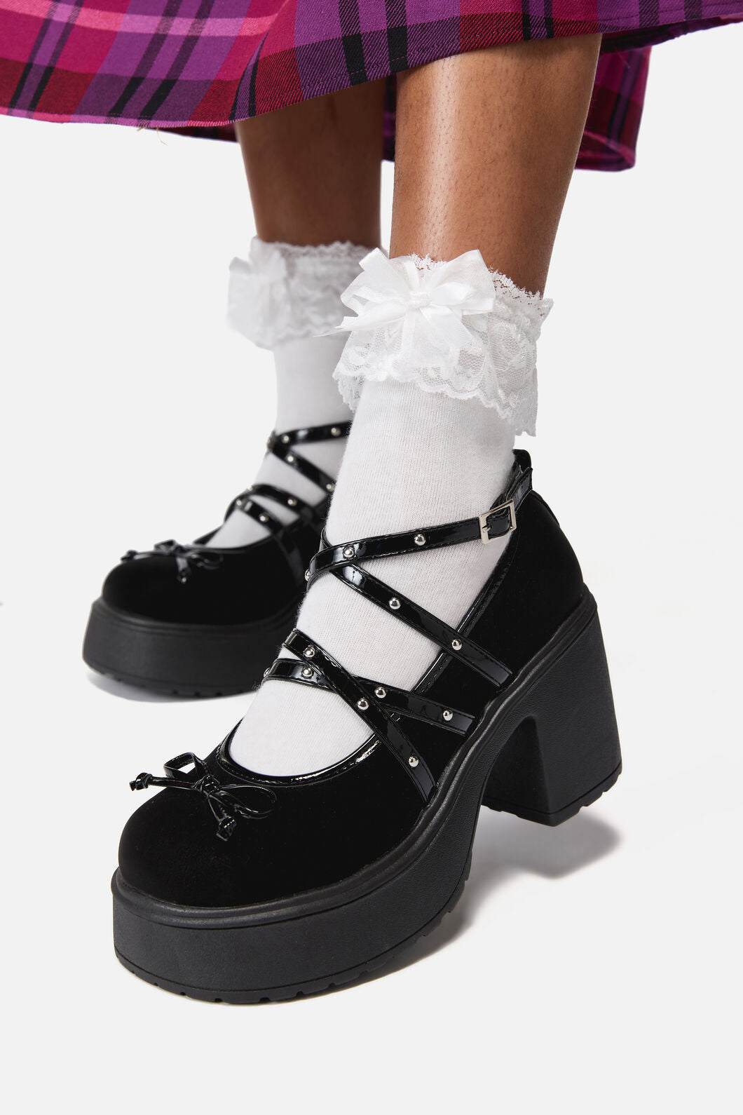 Black Friday - Faux Suede Criss Cross Mary Ja - black