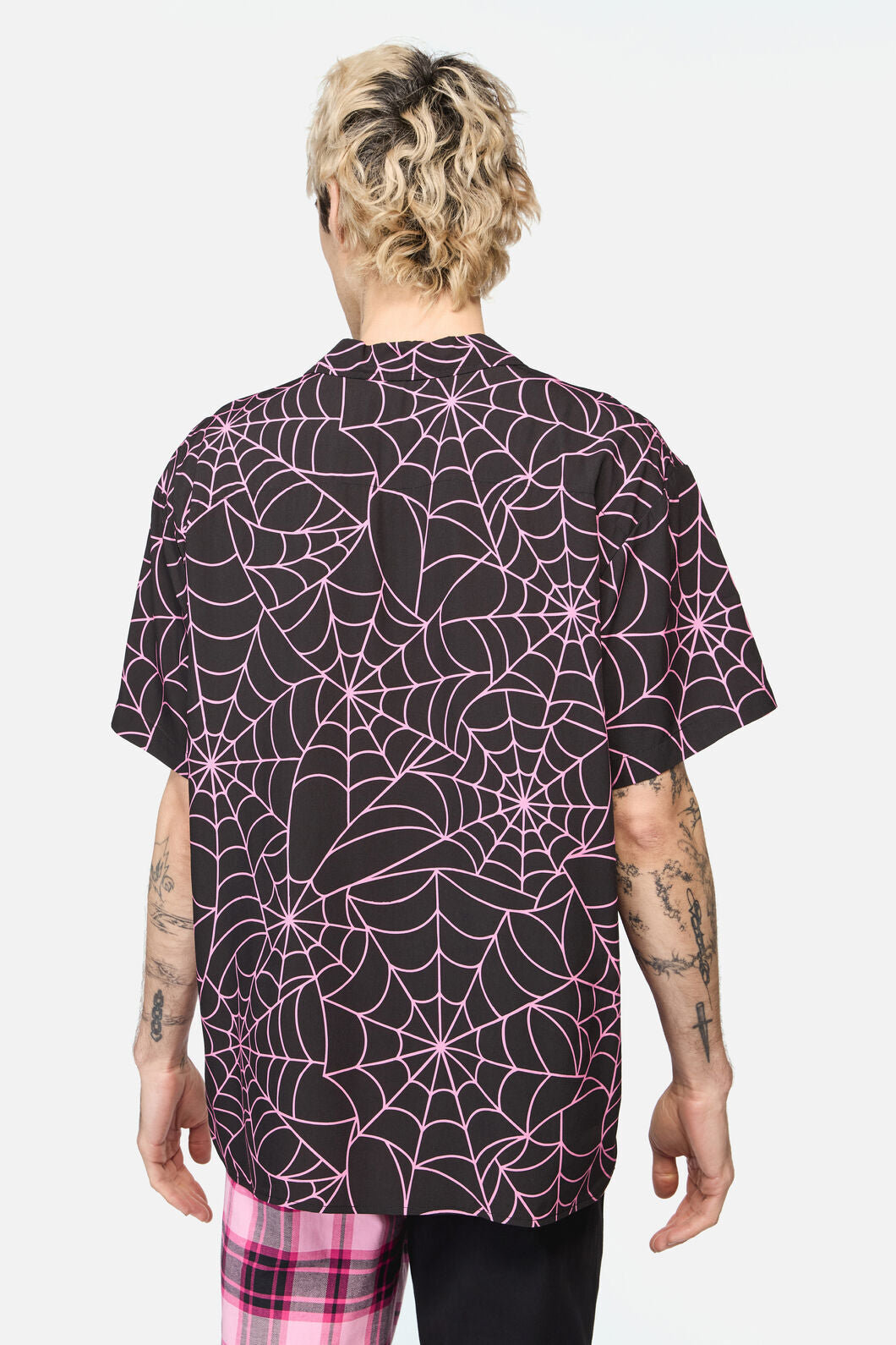 Dangerfield NZ - Rococo Life Spiderweb Ss Shirt - black