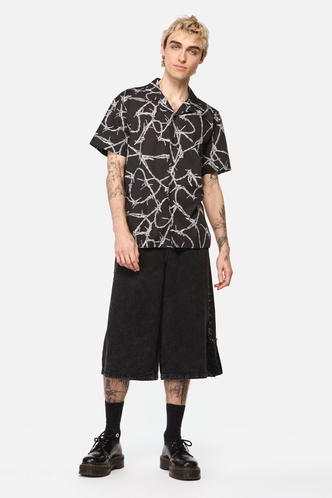 Dangerfield NZ - Sharp Hearted Ss Shirt - black