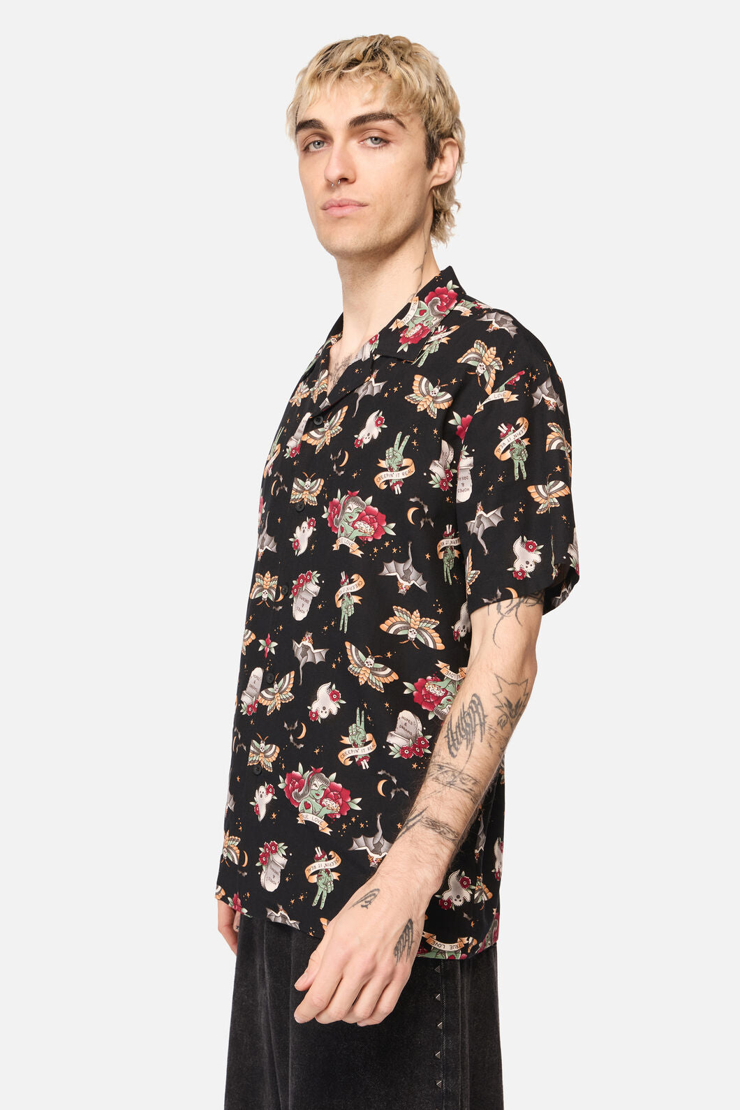 Dangerfield NZ - All Hallows Eve SS Shirt - black