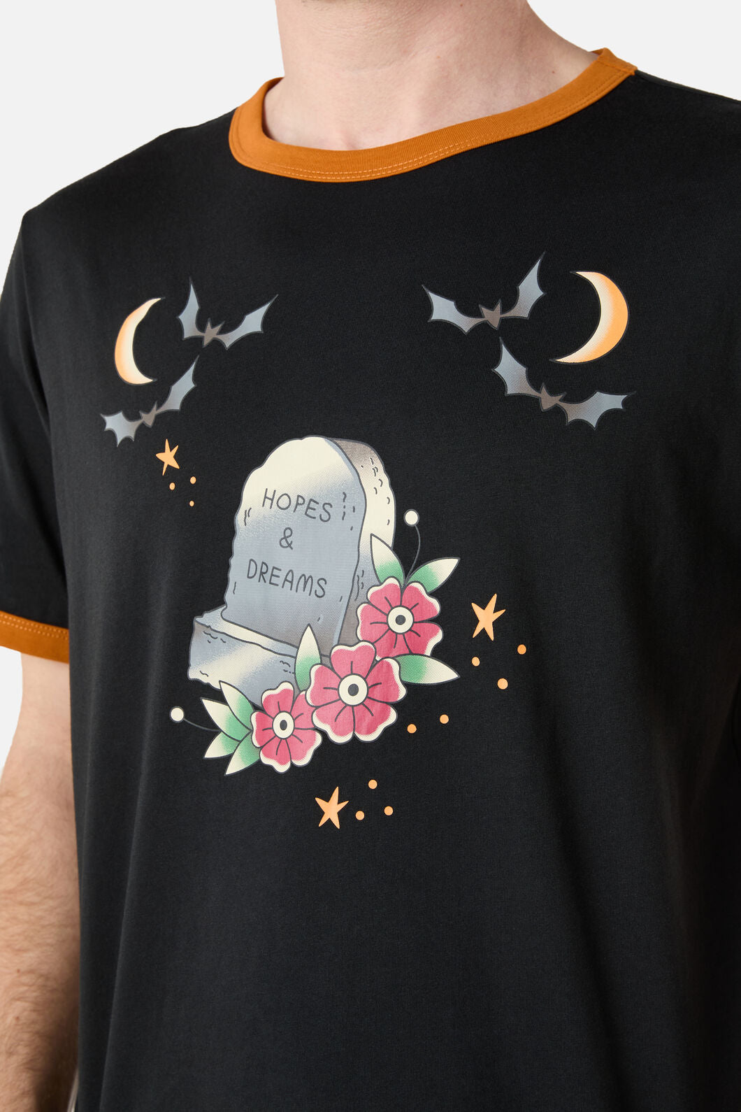 Dangerfield NZ - Unisex All Hallows Eve Boxy Te - black