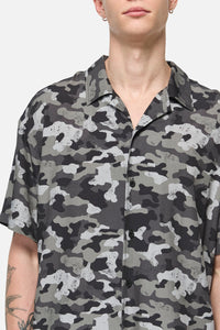 Dangerfield NZ - Disruptive Camo SS Shirt - grey