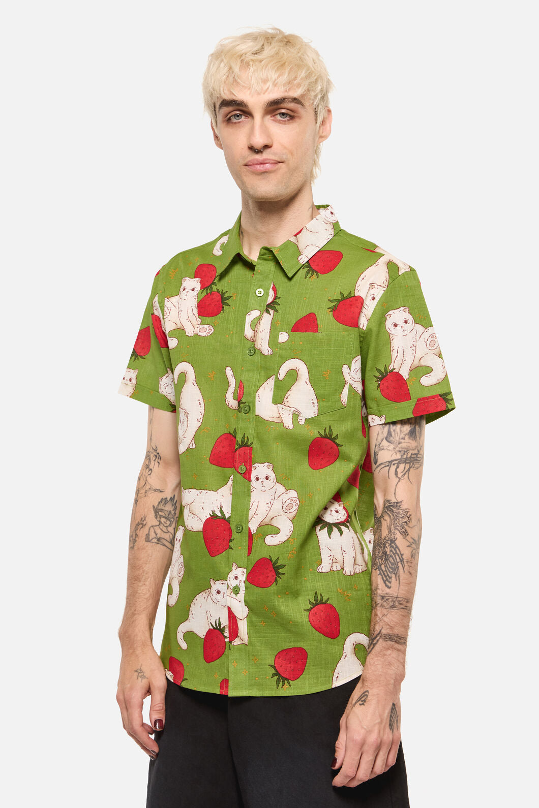 Dangerfield NZ - Strawberry Cats SS Shirt - green