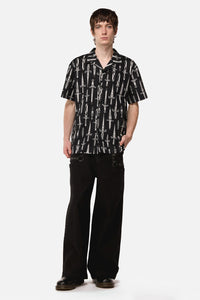 Dangerfield NZ - Dagger Goth SS Shirt - black