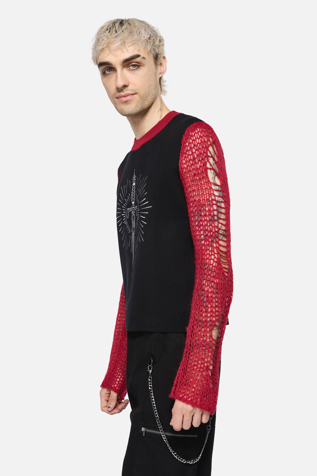 Dangerfield NZ - Dagger Goth Distressed Knit - black-red