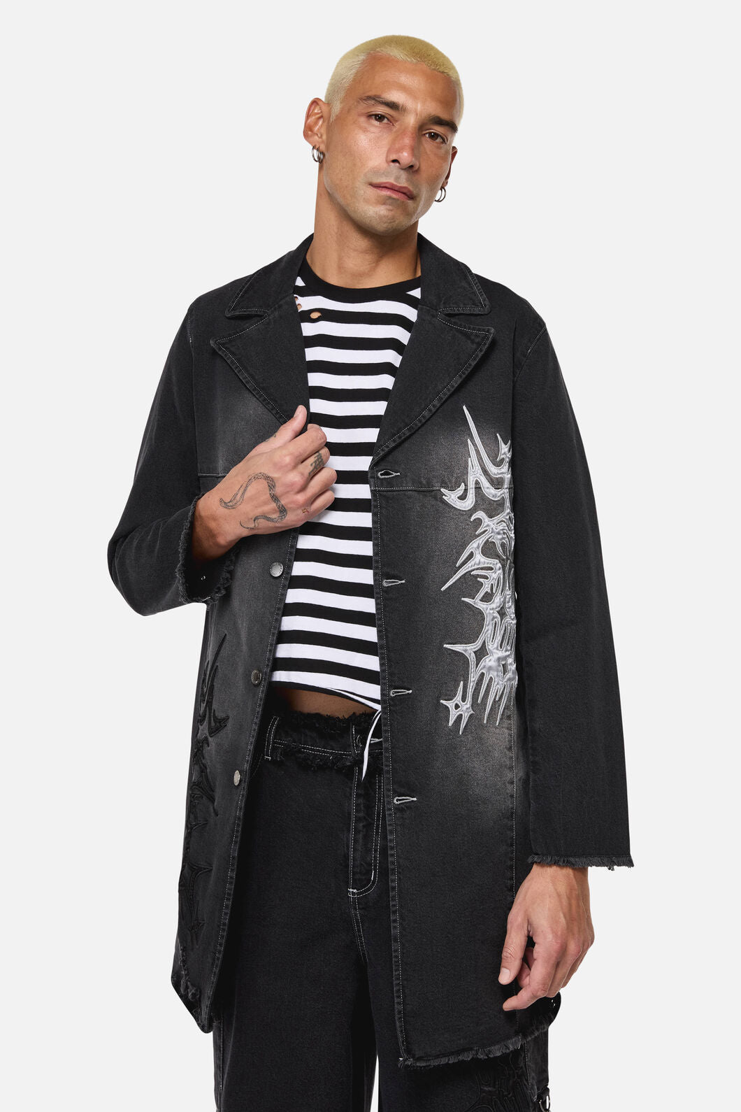 Dangerfield NZ - Y2K Sigil Denim Jacket - black