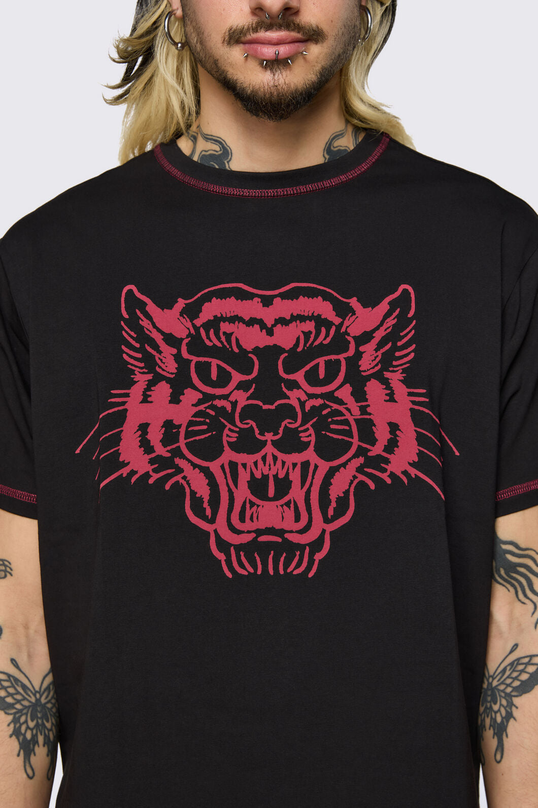 Dangerfield NZ - Big Cat Crop Tee - black