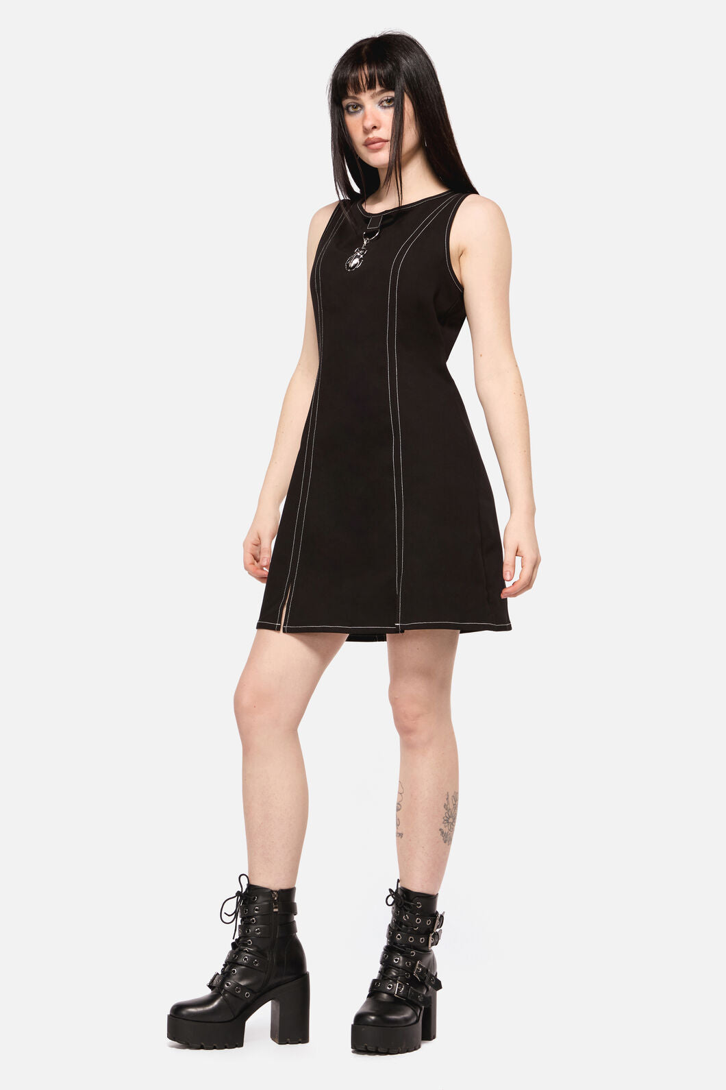 Dangerfield NZ - Dark Pieridae Charm BasicDress - black