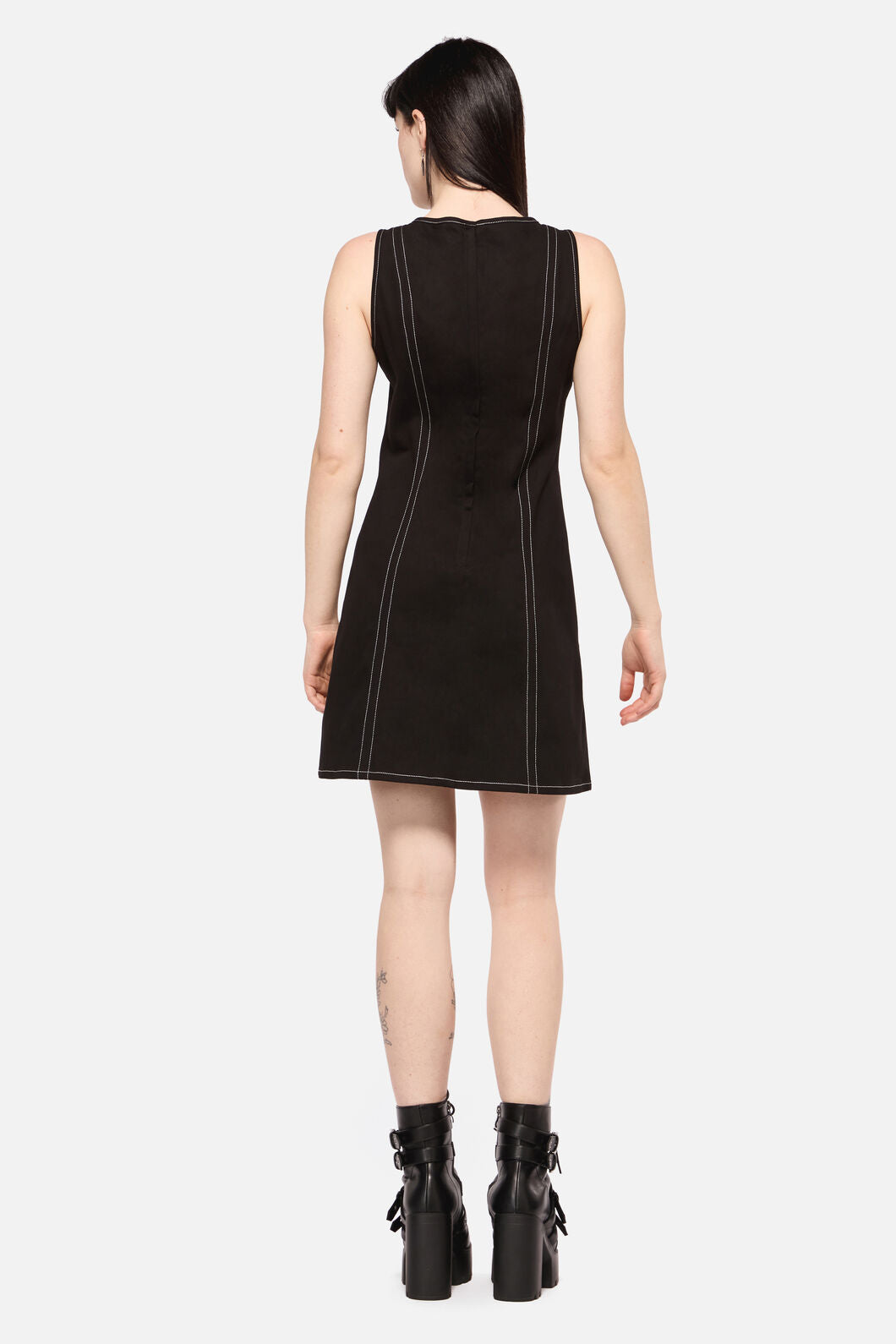 Dangerfield NZ - Dark Pieridae Charm BasicDress - black