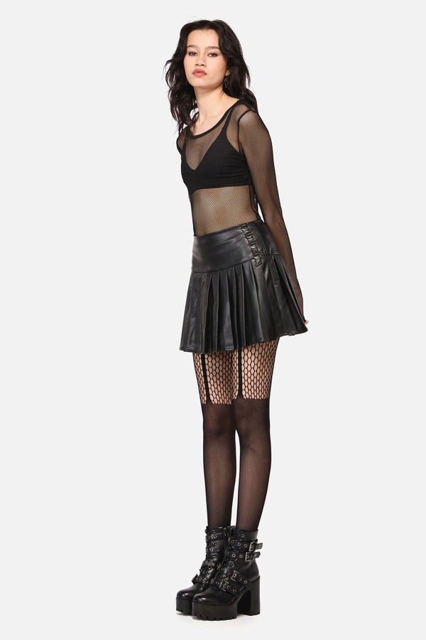 Dangerfield NZ - Hallows Pleated D-Ring PUSkirt - black
