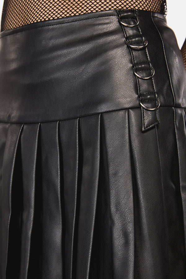 Dangerfield NZ - Hallows Pleated D-Ring PUSkirt - black