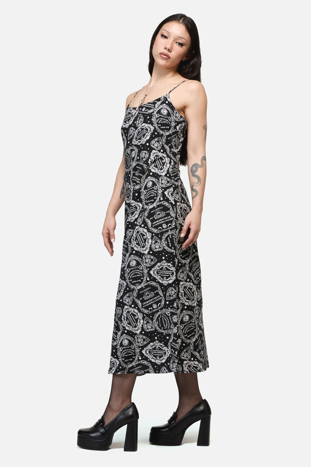 Dangerfield NZ - Séance Goth Strap Midi Dress - black