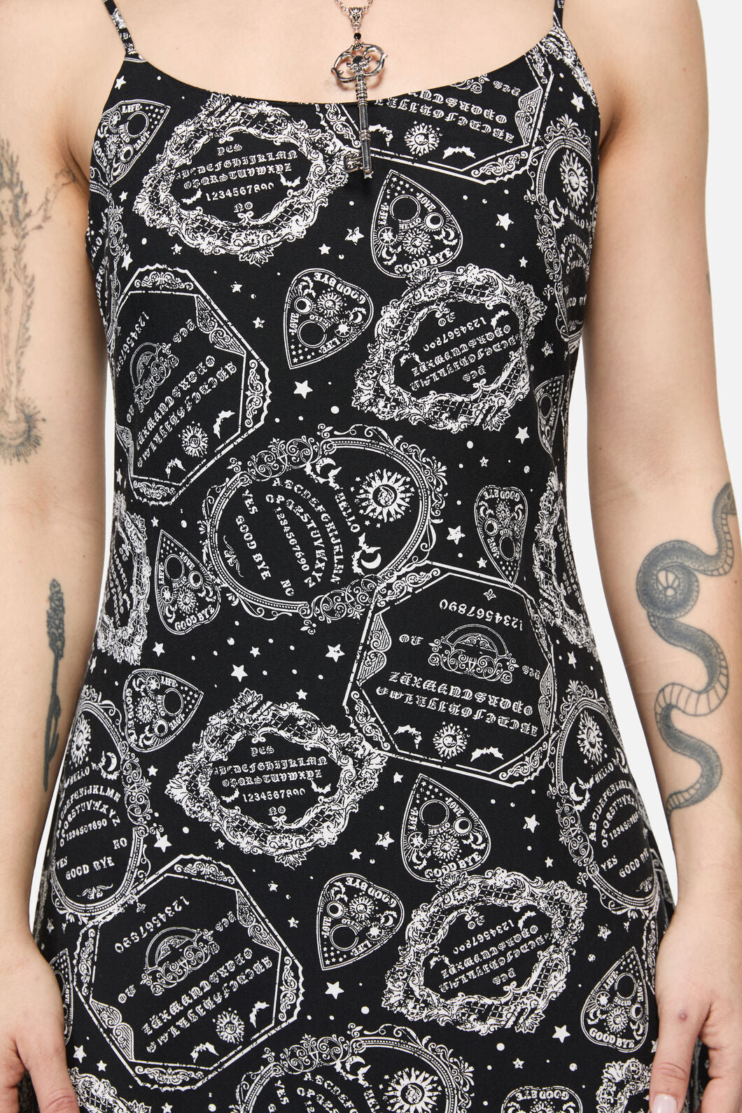 Dangerfield NZ - Séance Goth Strap Midi Dress - black