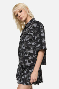 Dangerfield NZ - Disruptive Camo Boxy CropShirt - grey-black