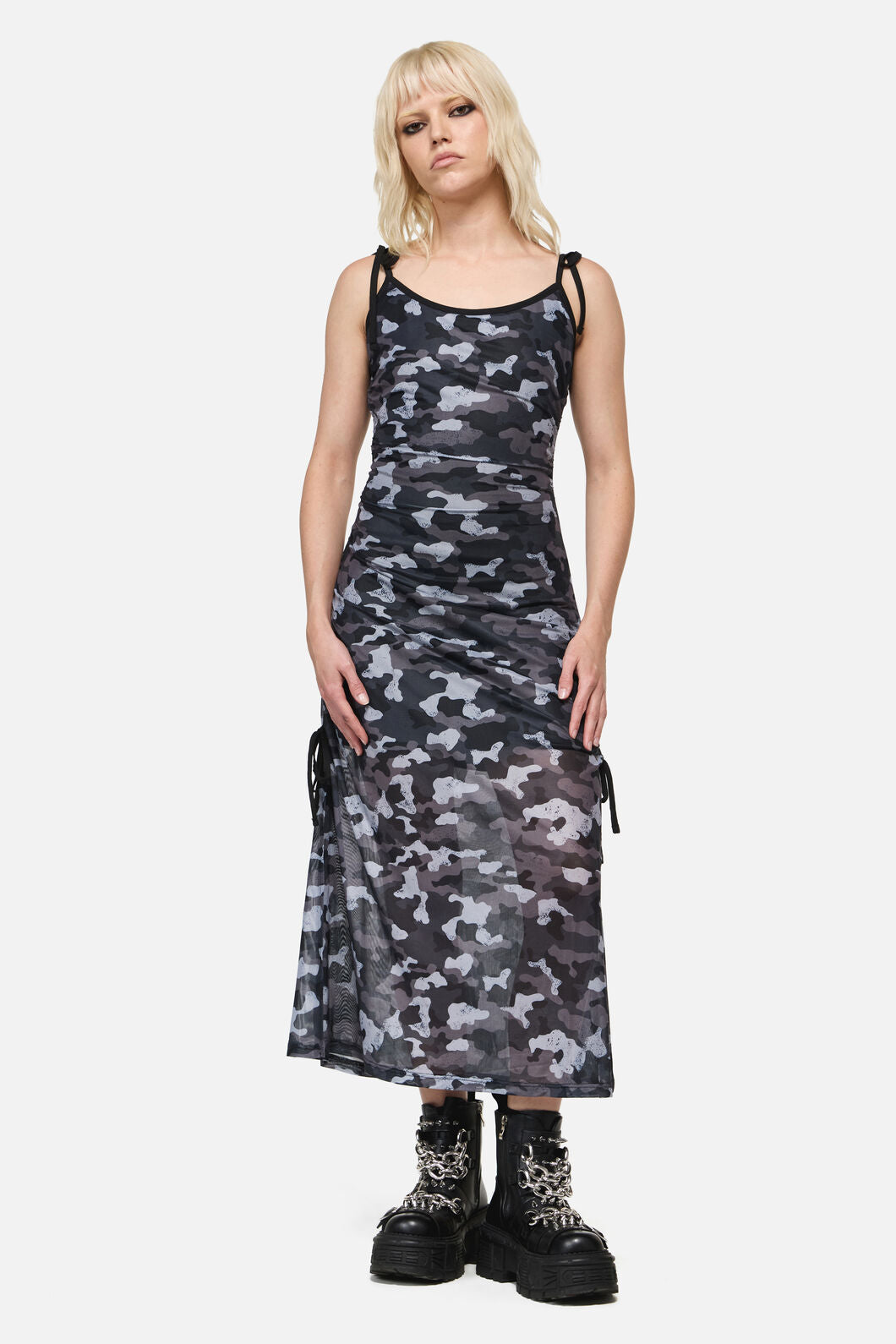 Dangerfield NZ - DisruptiveCamoMeshRuchMidDress - grey-black