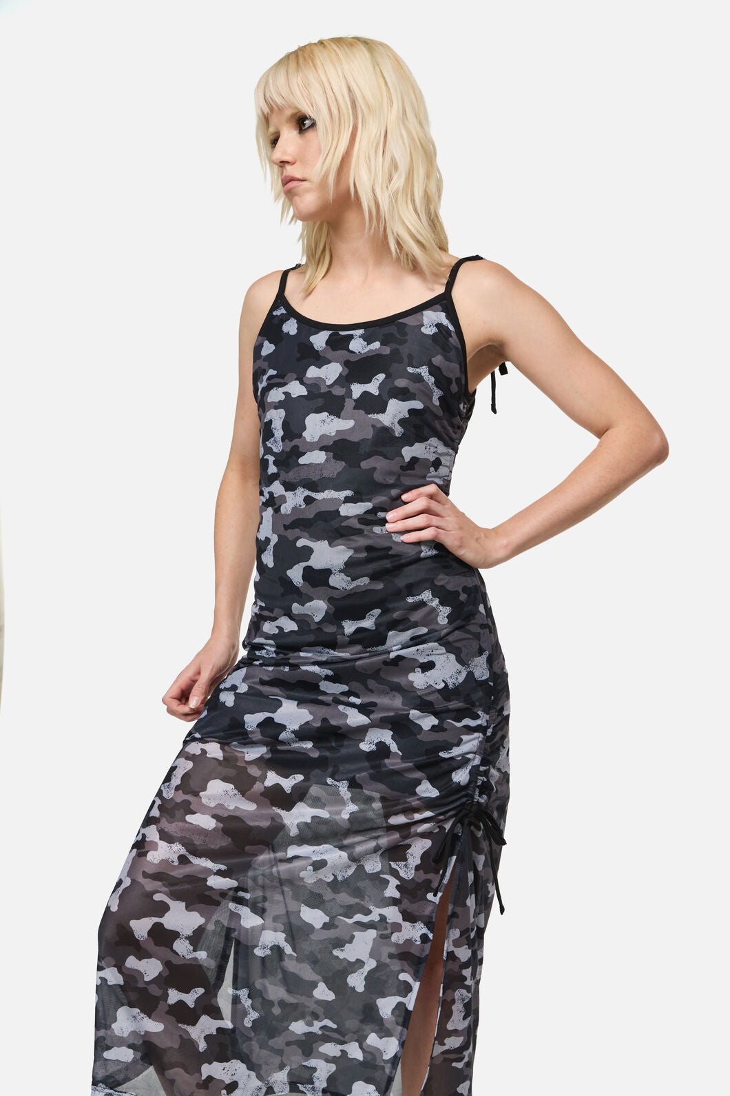 Dangerfield NZ - DisruptiveCamoMeshRuchMidDress - grey-black