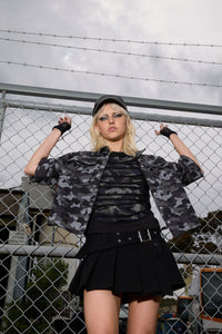 Dangerfield NZ - DisruptiveDistressedCutOutTee - grey-black