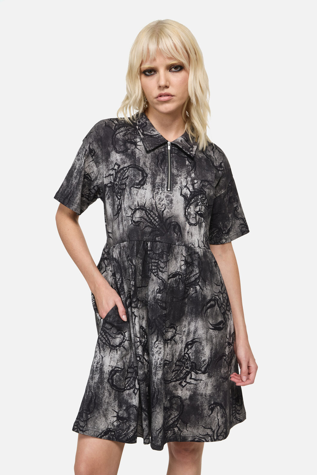 Dangerfield NZ - Scorpius Print Dress - grey